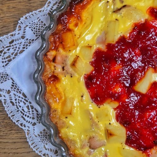 Kana-halloumi-paholaisenhillo piirakka