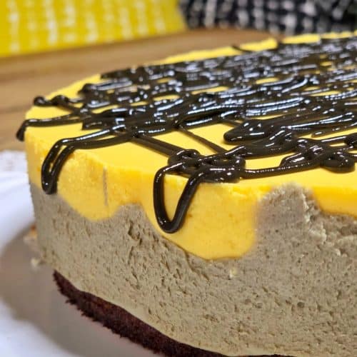 Mango-lakritsi juustokakku